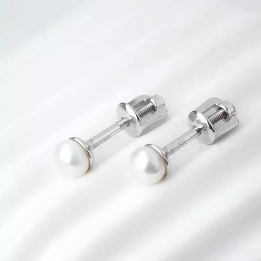 Stud Earrings “Silver Pearl”